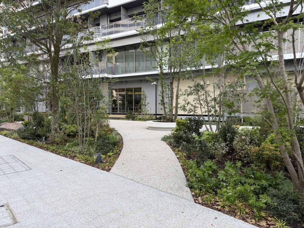 東京都港区港南　2026年5月　外構工事